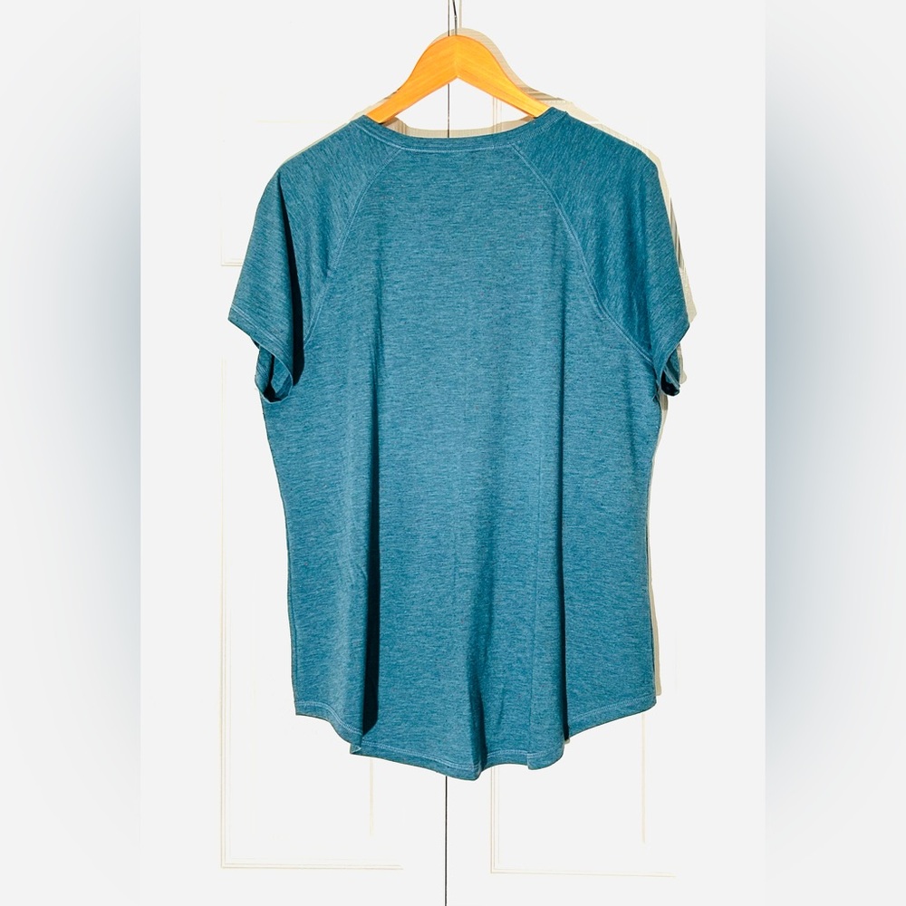 Tek Gear Essential Gear Women's Short Sleeve Oversized Fit Tops in Blue and Teal - Picture 4 of 9